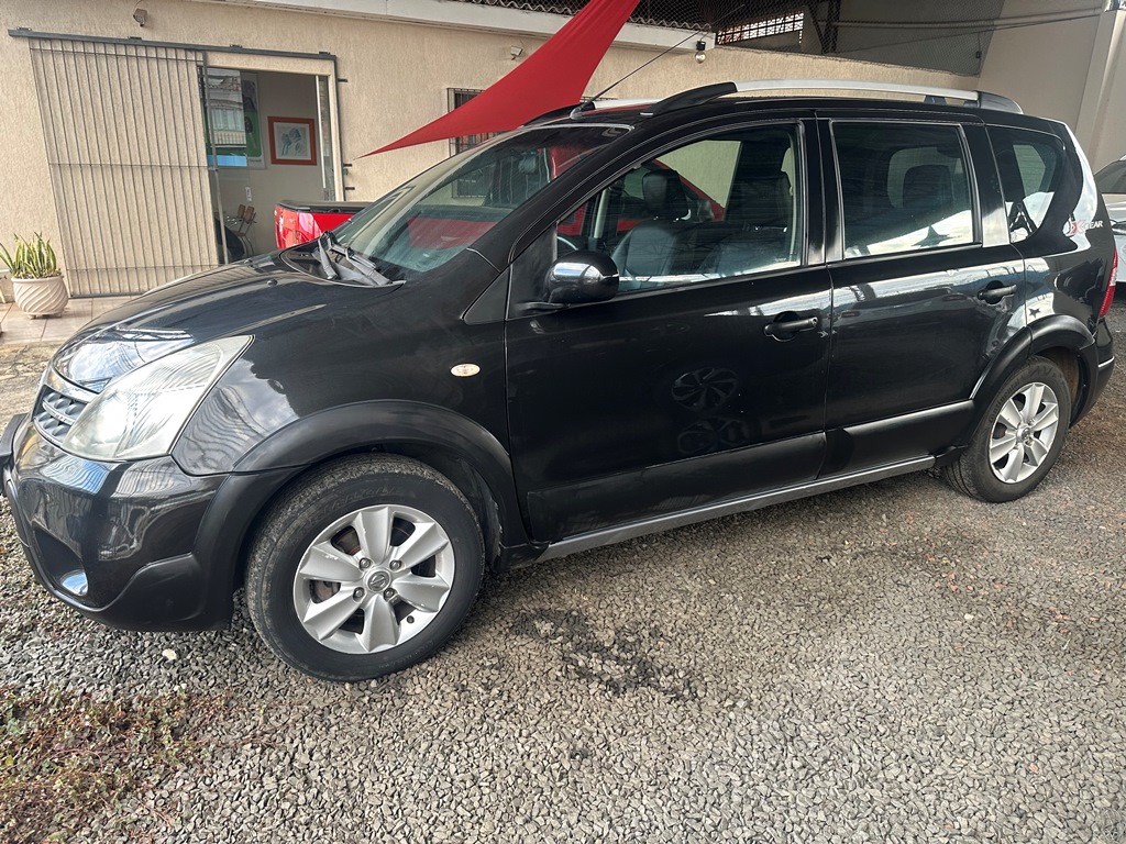 NISSAN LIVINA XGEAR 1.8 AUTOMATICA